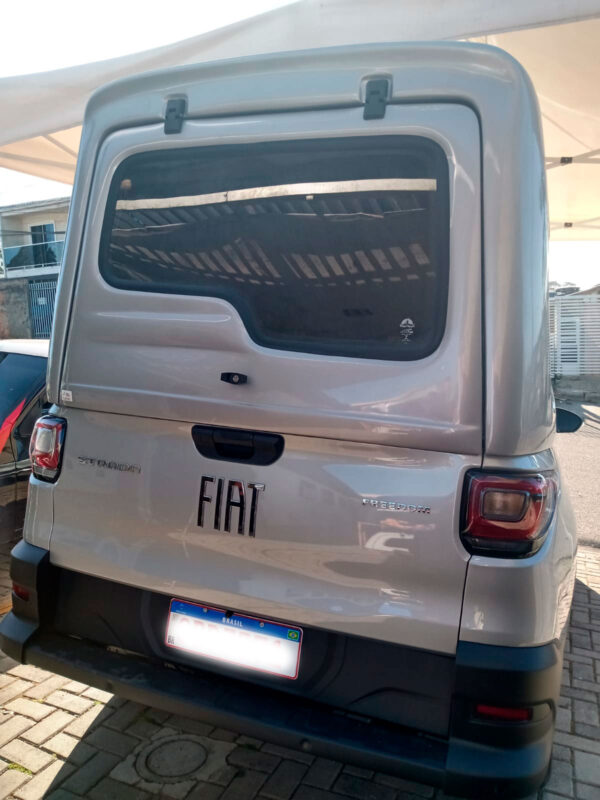 Capota de Fibra para Fiat Strada