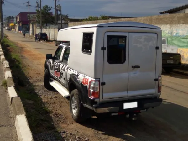 Capota de Fibra Camping para Ford Ranger